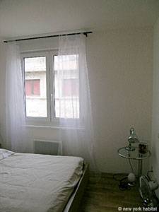 South France - Avignon Region - 3 Bedroom - Duplex accommodation - bedroom 3 (PR-858) photo 3 of 5
