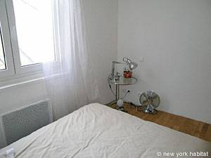 South France - Avignon Region - 3 Bedroom - Duplex accommodation - bedroom 3 (PR-858) photo 4 of 5