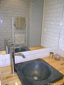South France - Avignon Region - 3 Bedroom - Duplex accommodation - bathroom 3 (PR-858) photo 2 of 4