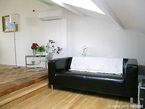 South France - Avignon Region - 3 Bedroom - Duplex accommodation - living room (PR-858) photo 3 of 14