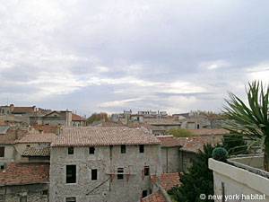 South France - Avignon Region - 3 Bedroom - Duplex accommodation - living room (PR-858) photo 13 of 14