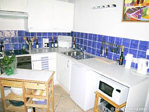 South France - Avignon Region - Studio - Duplex accommodation - kitchen (PR-860) photo 3 of 4
