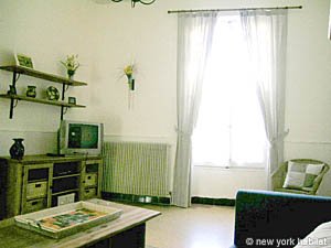South France - Avignon Region - 1 Bedroom - Duplex accommodation - living room (PR-861) photo 8 of 8