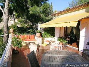 South France 3 Bedrooms - Villa accommodation living room photo 12