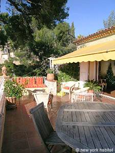 South France 3 Bedrooms - Villa accommodation living room photo 13