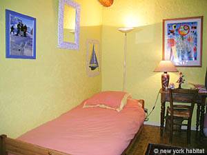 South France 3 Bedrooms - Villa accommodation bedroom 2 photo 50