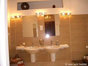 South France 3 Bedrooms - Villa accommodation bathroom 3 photo 86