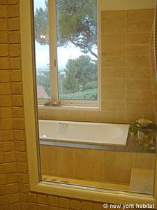 South France 3 Bedrooms - Villa accommodation bathroom 3 photo 88