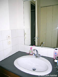 Sud de la France Studio/T1 appartements location vacances salle d'eau photo 13