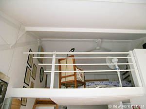 Sud della Francia - Costa Azzurra - 1 Camera - Loft - Duplex appartamento casa vacanze - soggiorno (PR-868) photo 11 di 12