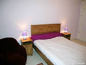 Sud de la France - Aix en Provence - Marseille - T2 appartements location vacances - chambre (PR-875) photo 3 de 8