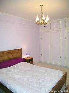 Sud de la France - Aix en Provence - Marseille - T2 appartements location vacances - chambre (PR-875) photo 4 de 8