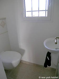 Sud de la France T4 - Villa appartements location vacances - salle d'eau 4 (PR-878) photo 1 de 1