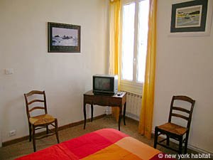 S&uuml;dfrankreich 4 Zimmer - Triplex - Maison de Village wohnungsvermietung schlafzimmer 1 photo 30