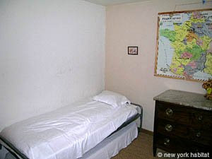 S&uuml;dfrankreich 4 Zimmer - Triplex - Maison de Village wohnungsvermietung schlafzimmer 2 photo 35