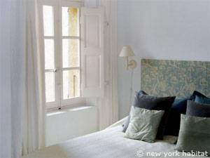 Sud della Francia - Costa Azzurra - 4 Camere da letto - Triplex - Casa di campagna appartamento casa vacanze - camera 2 (PR-883) photo 4 di 6
