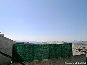 South France 2 Bedroom - Maison de Village accommodation - bedroom 1 (PR-884) photo 10 of 10