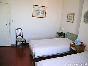 South France 2 Bedroom - Maison de Village accommodation - bedroom 2 (PR-884) photo 3 of 7