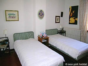 South France 2 Bedroom - Maison de Village accommodation - bedroom 2 (PR-884) photo 4 of 7
