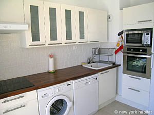 South France 2 Bedrooms apartment kitchen photo 18