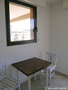 South France 2 Bedrooms apartment kitchen photo 21