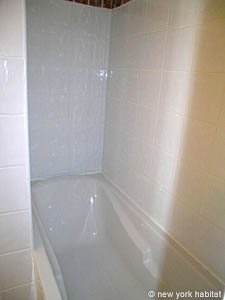 South France 2 Bedrooms apartment bathroom 1 photo 46
