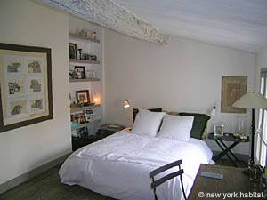 Sur de Francia - Aix en Provence - Marsella - 3 Dormitorios - D&uacute;plex alojamiento - dormitorio 1 (PR-886) photo 2 de 10