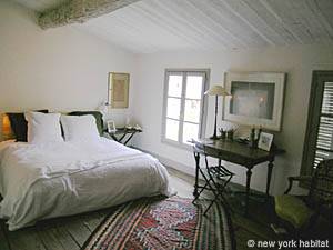 Sur de Francia - Aix en Provence - Marsella - 3 Dormitorios - D&uacute;plex alojamiento - dormitorio 1 (PR-886) photo 9 de 10