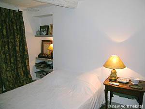Sur de Francia - Aix en Provence - Marsella - 3 Dormitorios - D&uacute;plex alojamiento - dormitorio 2 (PR-886) photo 3 de 7