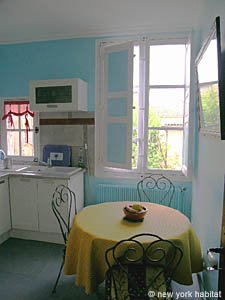 South France 2 Bedrooms accommodation - kitchen (PR-888) photo 2 of 6