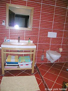 South France 2 Bedrooms accommodation - bathroom 1 (PR-888) photo 1 of 6