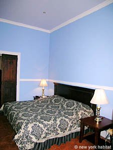 South France - Aix en Provence - Marseilles - 2 Bedroom accommodation - bedroom 1 (PR-888) photo 1 of 11