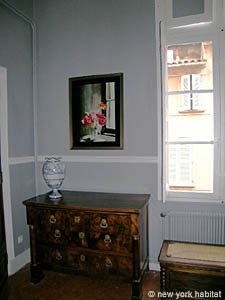 South France - Aix en Provence - Marseilles - 2 Bedroom accommodation - bedroom 2 (PR-888) photo 8 of 11