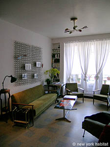 South France - Aix en Provence - Marseilles - 1 Bedroom accommodation - living room (PR-893) photo 9 of 12