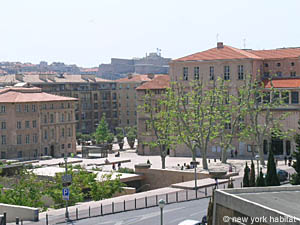 South France - Aix en Provence - Marseilles - 1 Bedroom accommodation - bedroom (PR-893) photo 8 of 8
