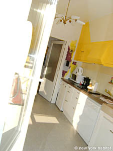 South France - Aix en Provence - Marseilles - 1 Bedroom accommodation - kitchen (PR-893) photo 4 of 10