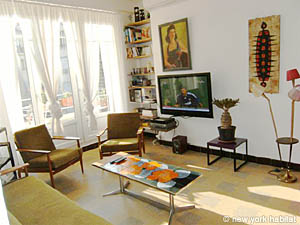 South France - Aix en Provence - Marseilles - 1 Bedroom accommodation - living room (PR-893) photo 7 of 12