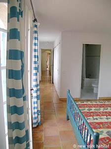 South France - French Riviera - 3 Bedroom - Villa accommodation - bedroom 1 (PR-895) photo 3 of 6