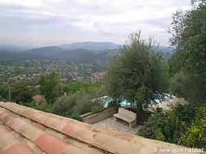 South France - French Riviera - 3 Bedroom - Villa accommodation - bedroom 2 (PR-895) photo 6 of 6