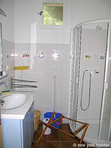 South France - French Riviera - 3 Bedroom - Villa accommodation - bathroom 5 (PR-895) photo 1 of 2