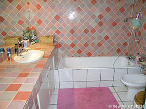 S&uuml;dfrankreich - Aix en Provence - Marseille - 4 Zimmer - Duplex - Villa ferienwohnung - badezimmer 1 (PR-896) photo 1 von 3