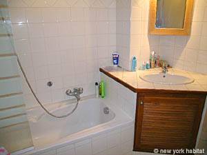 Sud della Francia - Aix en Provence - Marsiglia - 2 Camere - Duplex appartamento - bagno 1 (PR-898) photo 4 di 4