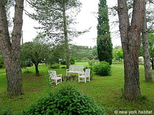 Sud de la France - Avignon et sa r&eacute;gion - T6 - Villa appartements location vacances - s&eacute;jour (PR-900) photo 8 de 11
