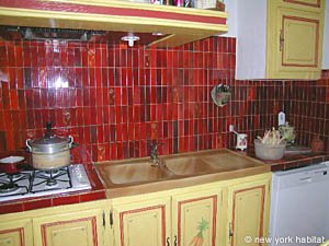 Sud de la France - Avignon et sa r&eacute;gion - T6 - Villa appartements location vacances - cuisine (PR-900) photo 7 de 10