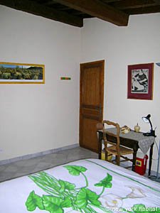 Sud de la France - Avignon et sa r&eacute;gion - T6 - Villa appartements location vacances - chambre 4 (PR-900) photo 6 de 8