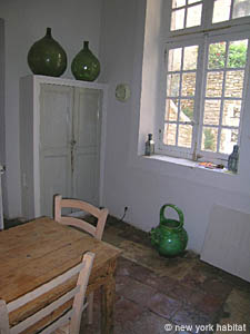 Sud de la France - Provence - Luberon - T2 appartement location vacances - cuisine 1 (PR-905) photo 4 sur 6