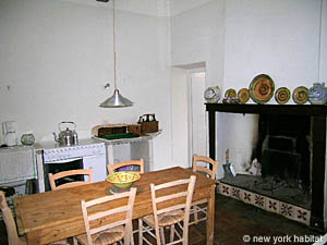 Sud de la France - Provence - Luberon - T2 appartement location vacances - cuisine 1 (PR-905) photo 6 sur 6