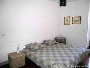 Sud de la France - Aix en Provence - Marseille - T6 - Villa logements location appartements - chambre 2 (PR-908) photo 2 de 6