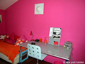 Sud de la France - Aix en Provence - Marseille - T6 - Villa logements location appartements - chambre 3 (PR-908) photo 6 de 9