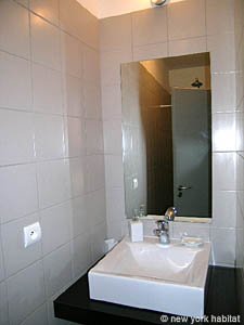 Sud de la France - Aix en Provence - Marseille - T6 - Villa logements location appartements - salle d'eau 3 (PR-908) photo 1 de 3